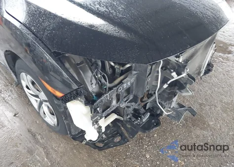 2017 Honda Civic Lx z USA, uszkodzony, nr VIN 19XFC2F55HE007853